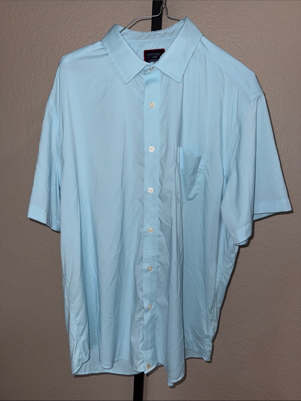 UNTUCKit Light Blue Short Sleeve Button-Down Shirt size large